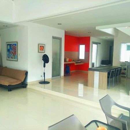 Villa Kaca Tanjung Lesung Kültér fotó