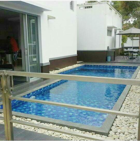 Villa Kaca Tanjung Lesung Kültér fotó